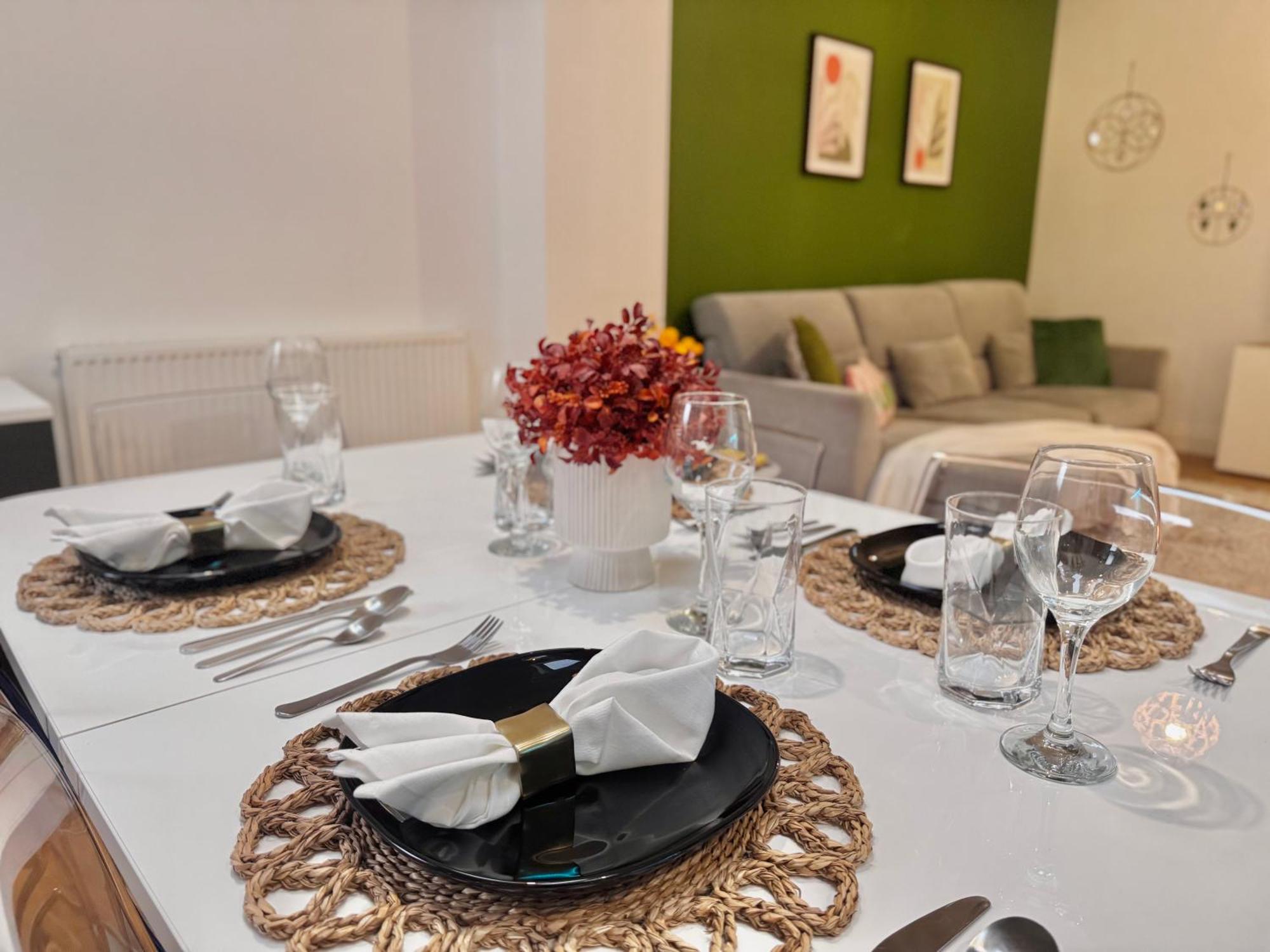 Modern 1-Bed Apt 30Min To Central London & Parking Εξωτερικό φωτογραφία
