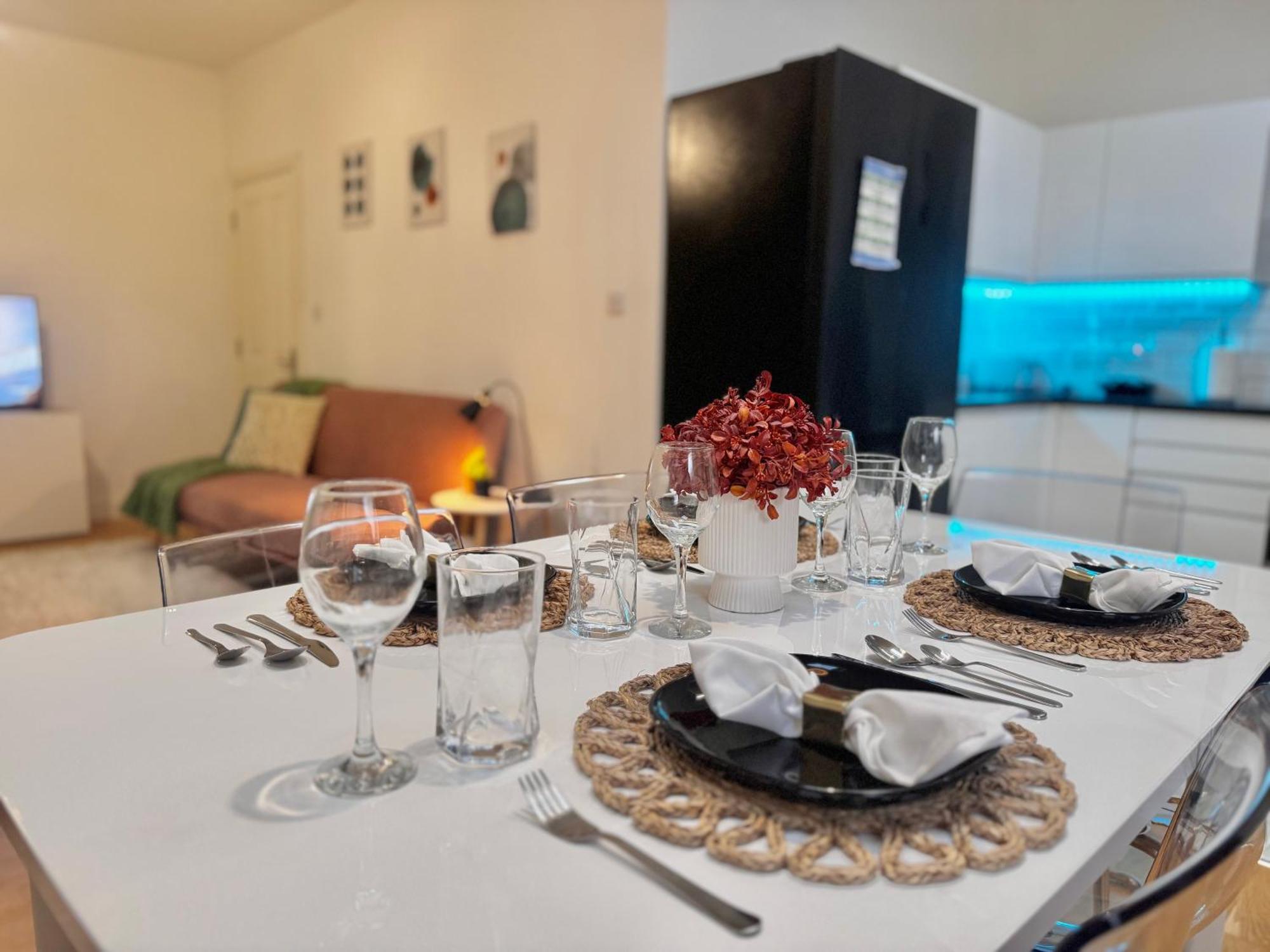 Modern 1-Bed Apt 30Min To Central London & Parking Εξωτερικό φωτογραφία