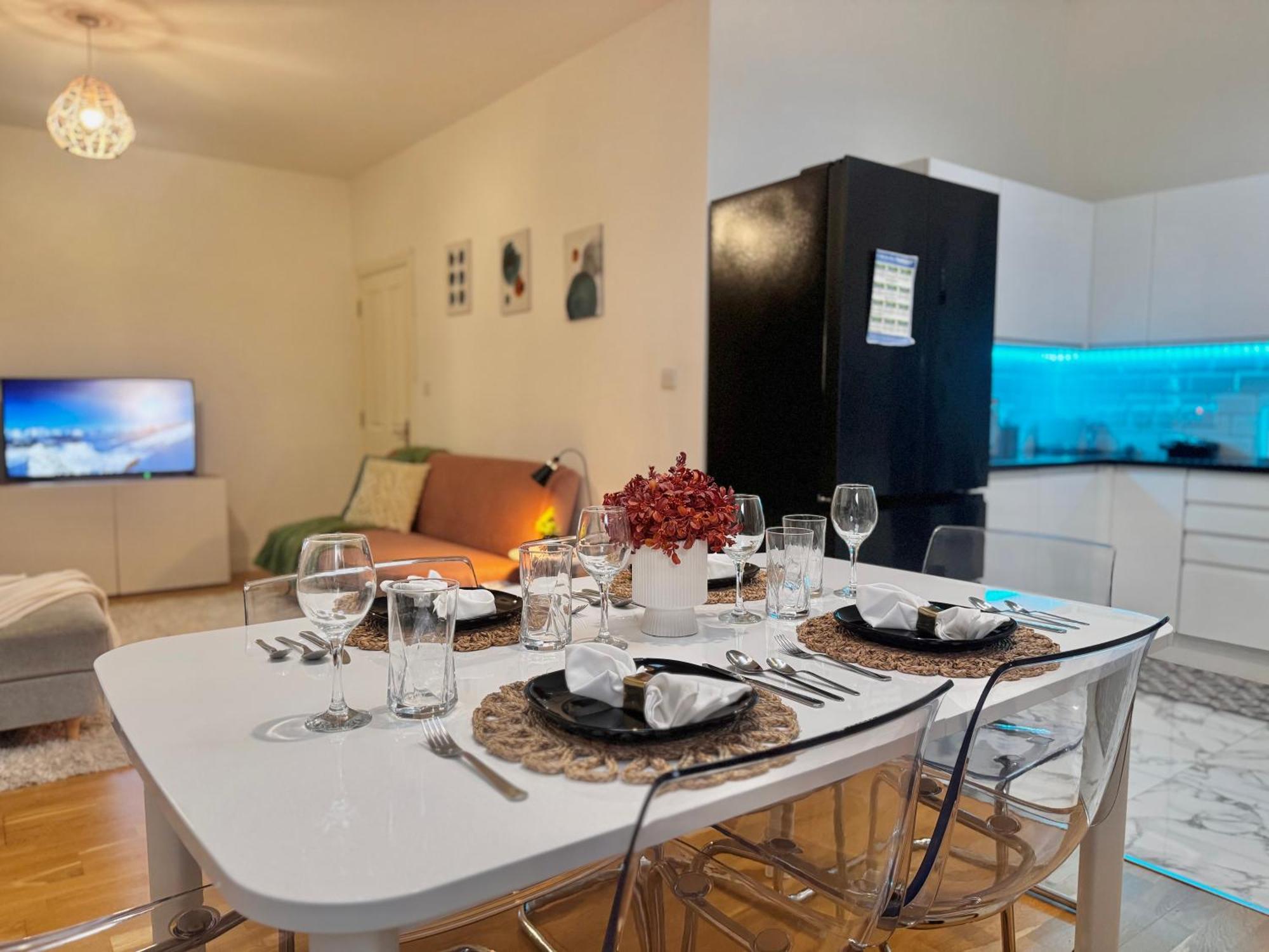 Modern 1-Bed Apt 30Min To Central London & Parking Εξωτερικό φωτογραφία